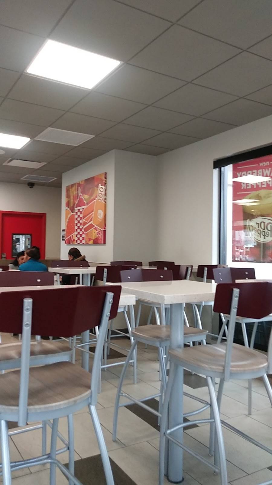 Jack in the Box | restaurant | 1900 W 6th St, Los Angeles, CA 90057, USA | 2134831768 OR +1 213-483-1768