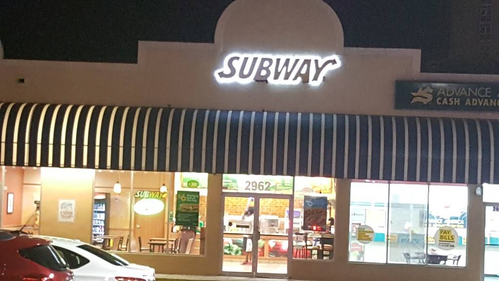 Subway | meal takeaway | 2962 SW 8th St, Miami, FL 33135, USA | 3056425025 OR +1 305-642-5025