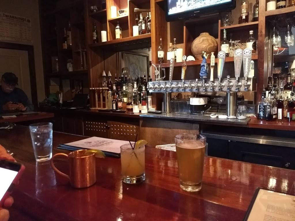 Marthas Vineyard Chowder Company | restaurant | 9 Oak Bluffs Ave, Oak Bluffs, MA 02557, USA | 5086963000 OR +1 508-696-3000