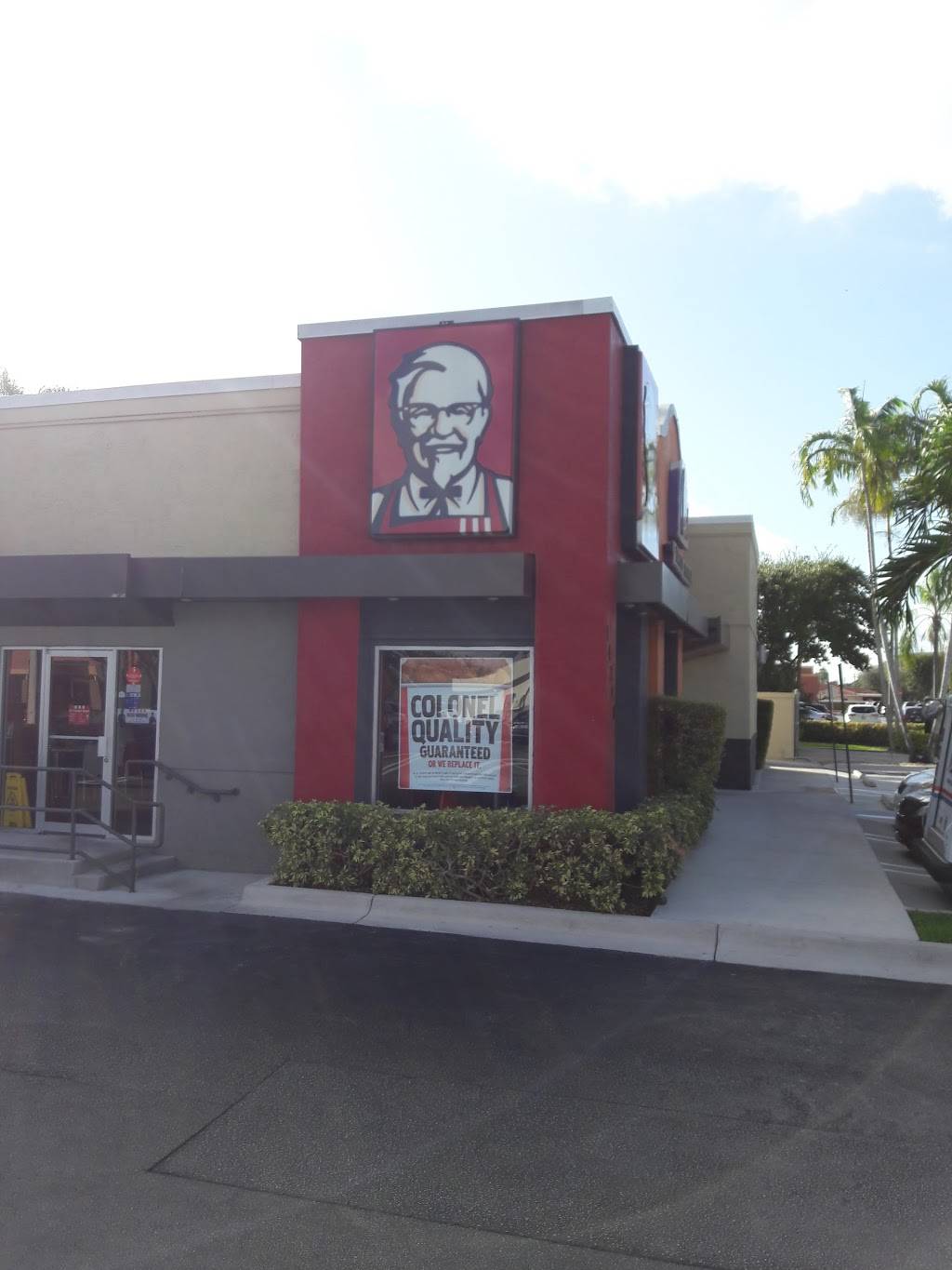 KFC | restaurant | 14790 SW 56th St, Miami, FL 33185, USA | 3053832663 OR +1 305-383-2663