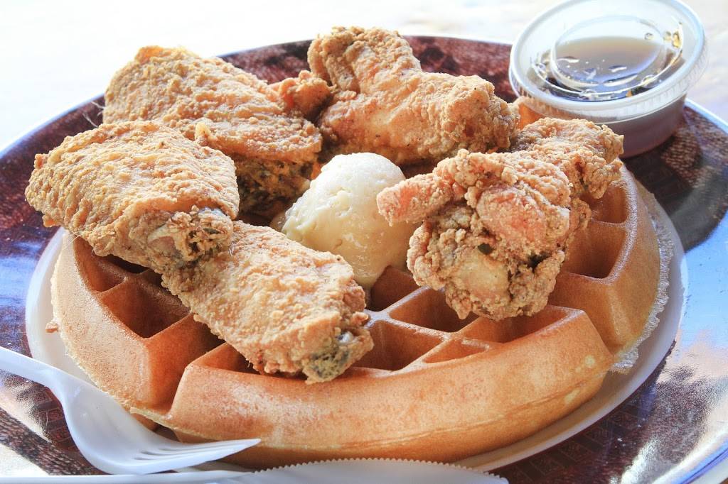 The Hen House | restaurant | 1033 Massachusetts Ave, Boston, MA 02118, USA | 6174429464 OR +1 617-442-9464