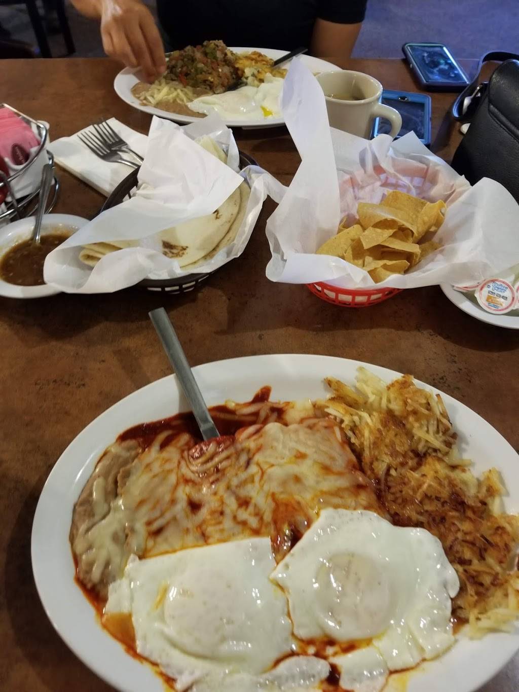 Lunch Box | restaurant | 3623 Buckner St, El Paso, TX 79925, USA | 9155991120 OR +1 915-599-1120