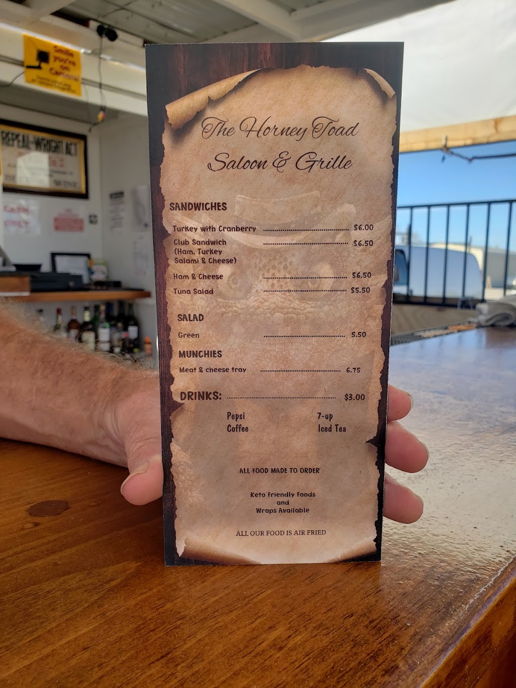 The Horney Toade Saloon & Grille | restaurant | 960 W Main St #9, Quartzsite, AZ 85346, USA | 5302600367 OR +1 530-260-0367