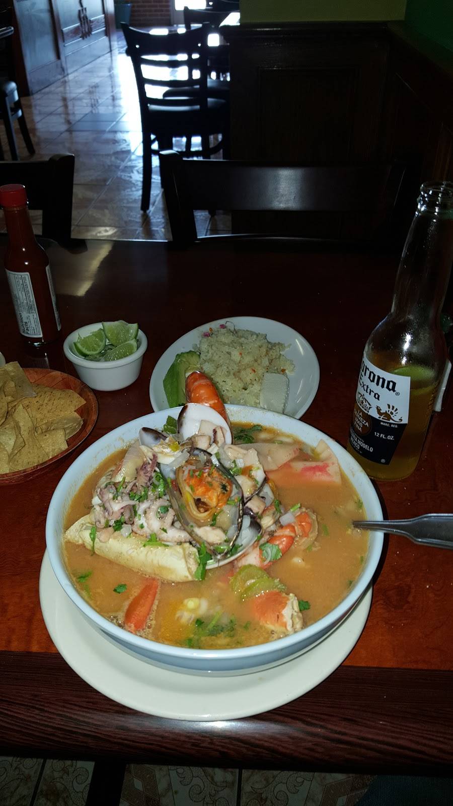 Nuevo Santaneco | restaurant | 3068 Pico Blvd, Los Angeles, CA 90006, USA | 3237345101 OR +1 323-734-5101