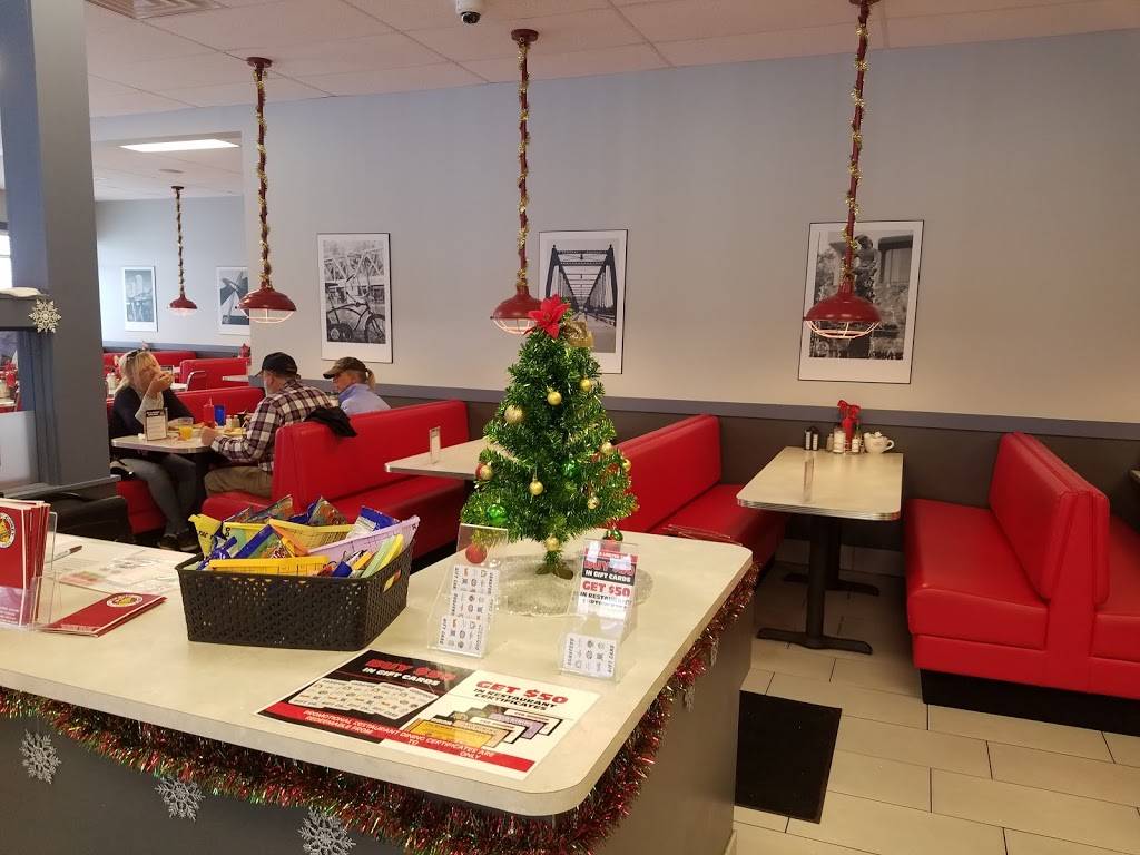 Grand Coney | restaurant | 5121 28th St SE, Grand Rapids, MI 49512, USA | 6169303596 OR +1 616-930-3596