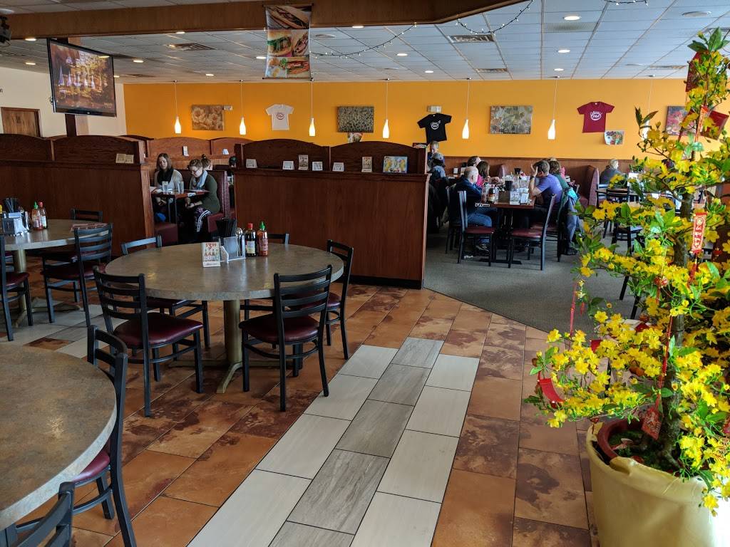 California Pho | restaurant | 3559 W Kimberly Rd #5, Davenport, IA 52806, USA | 5632321137 OR +1 563-232-1137