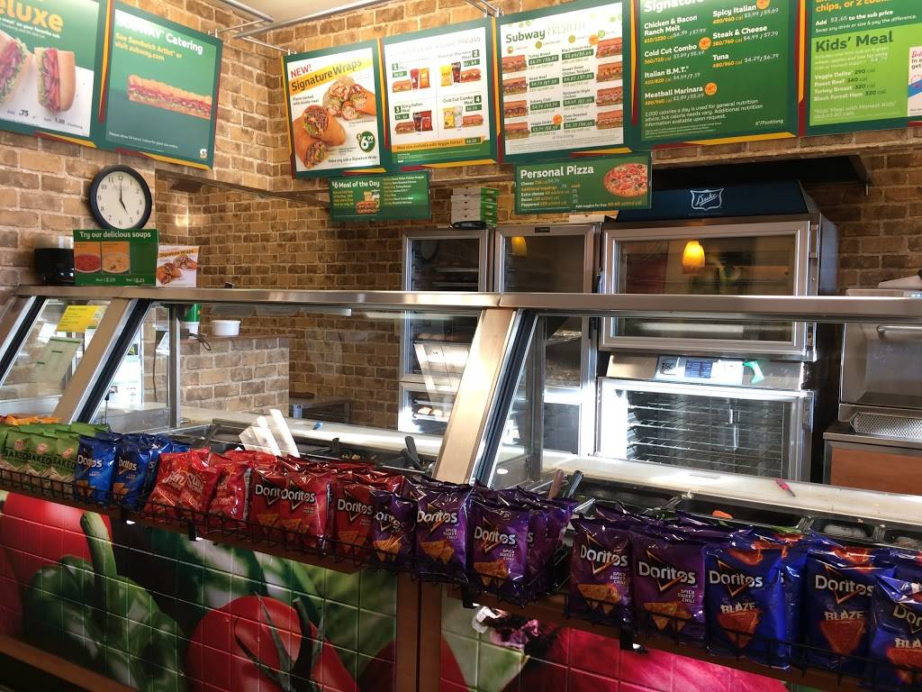 Subway Restaurants | restaurant | 8111 Fort Smallwood Rd #207, Curtis Bay, MD 21226, USA | 4104376511 OR +1 410-437-6511
