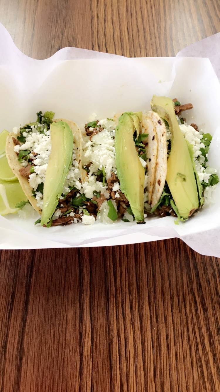 El torito tacos y mas | restaurant | 637 Enrique M. Barrera Pkwy, San Antonio, TX 78237, USA | 2104005839 OR +1 210-400-5839