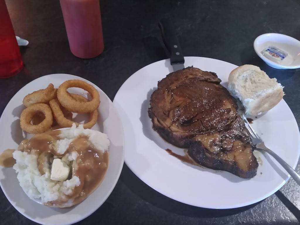 Cruis In Cafe | restaurant | 111 Four Locust Hwy, Keysville, VA 23947, USA | 4347364105 OR +1 434-736-4105