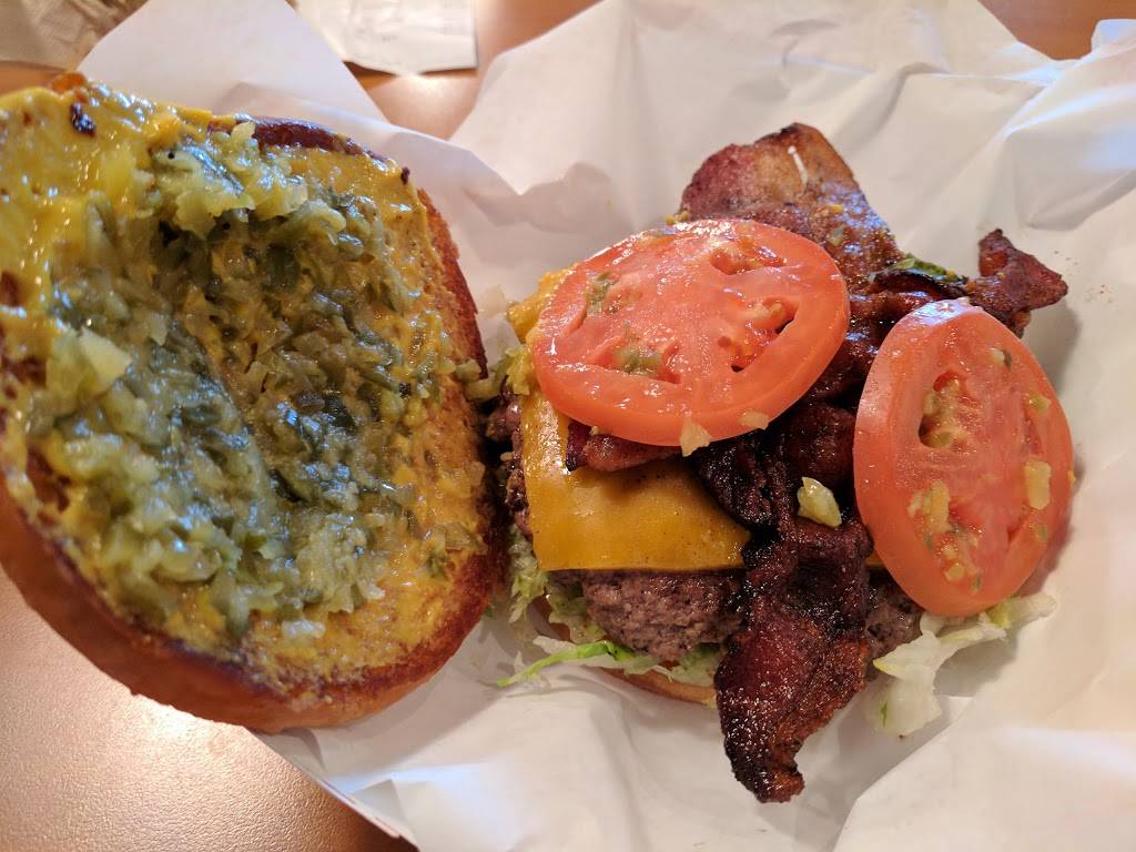 Maple & Motor | restaurant | 4810 Maple Ave, Dallas, TX 75219, USA | 2145224400 OR +1 214-522-4400