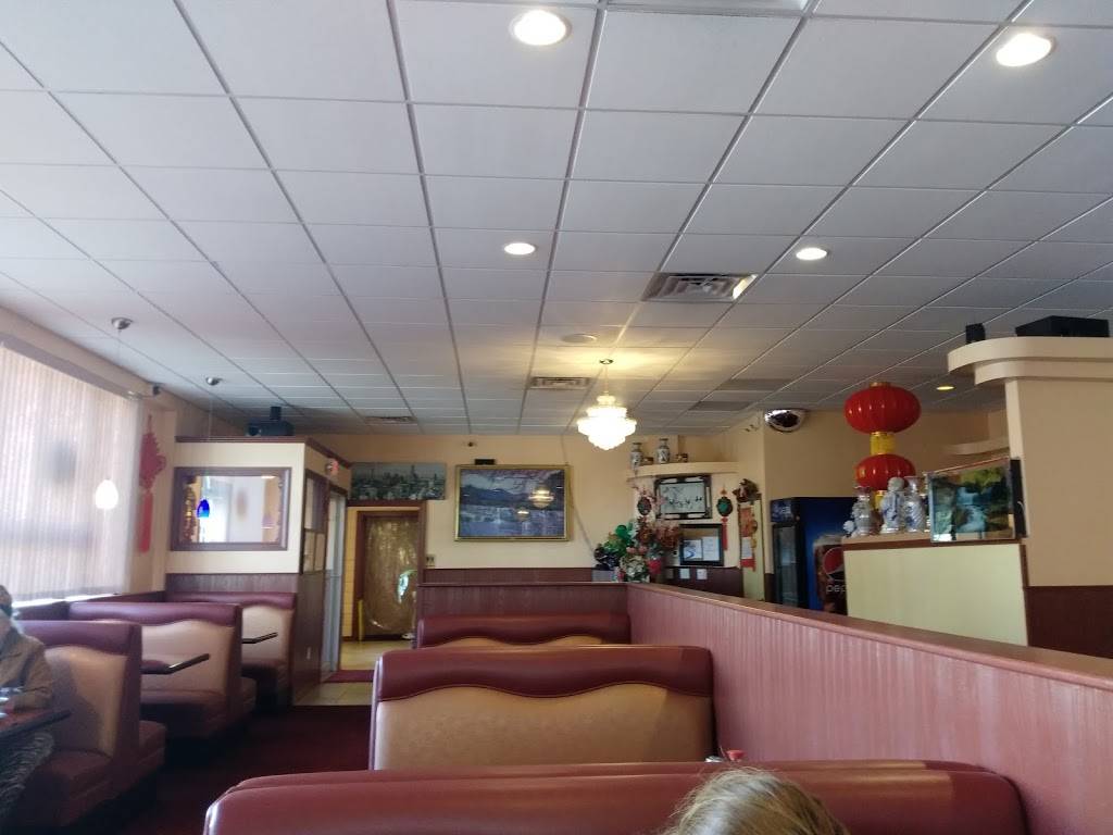 Asian Palace | restaurant | 817 Lake St, Spirit Lake, IA 51360, USA | 7123368893 OR +1 712-336-8893