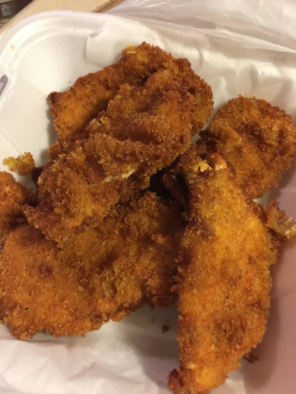 Americas Best Pizza & Wings | meal takeaway | 7519 Landover Rd, Hyattsville, MD 20785, USA | 3014847578 OR +1 301-484-7578