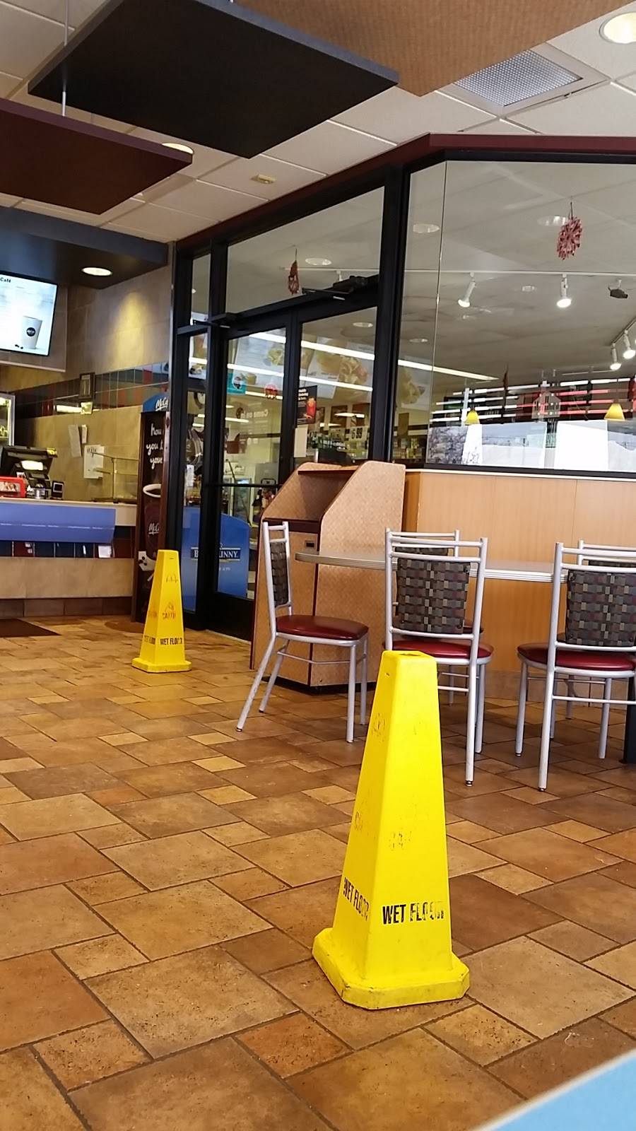 McDonalds | cafe | 7518 Lapeer Rd, Davison, MI 48423, USA | 8106580245 OR +1 810-658-0245