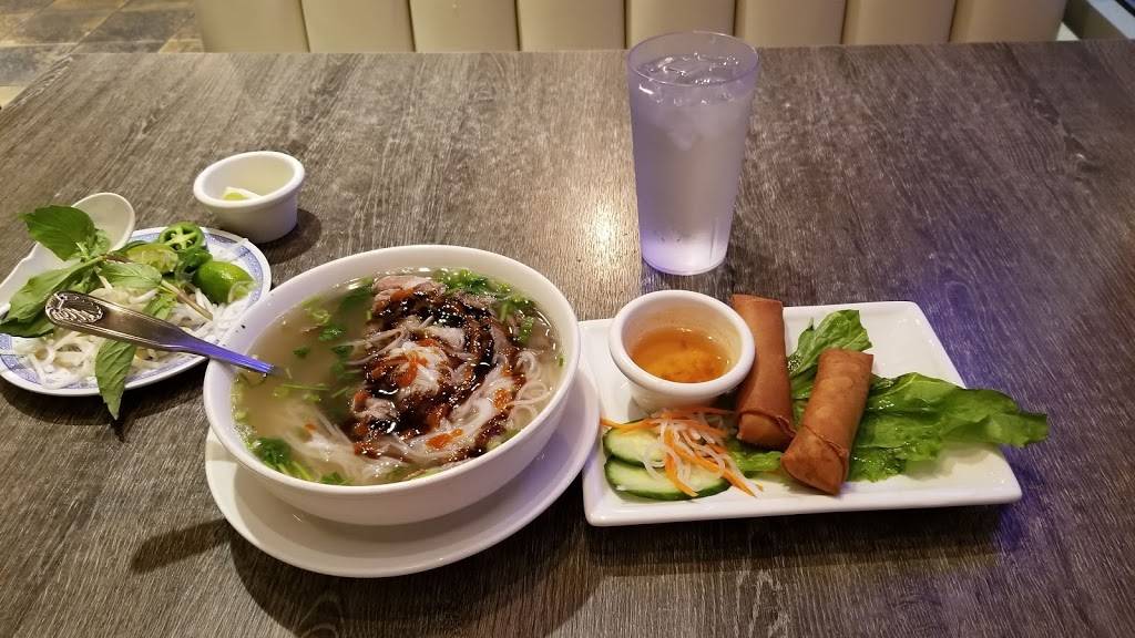 Simply Pho | restaurant | 3405 Commercial St SE #100, Salem, OR 97302, USA | 5039676361 OR +1 503-967-6361