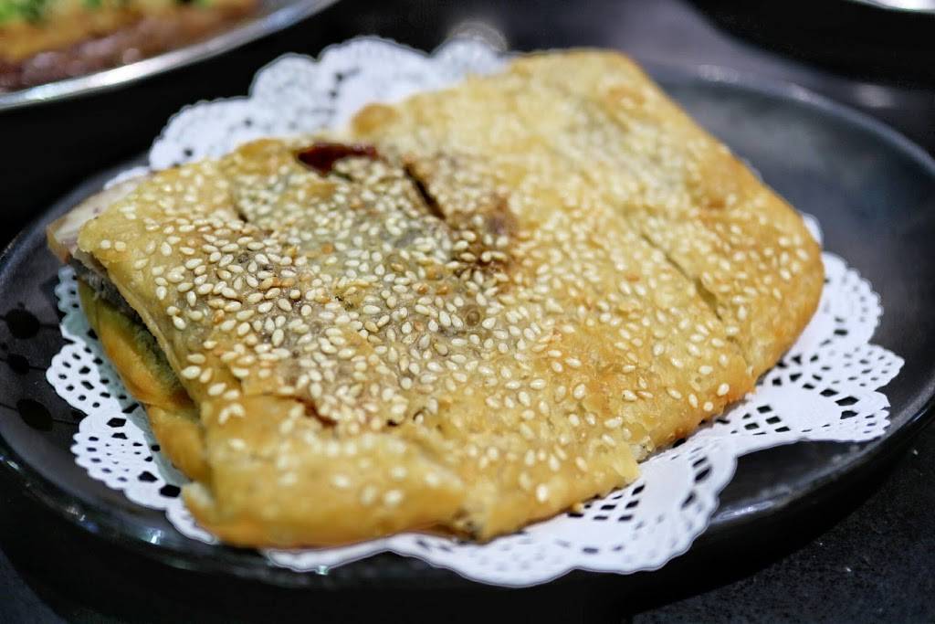 Noodle Fans 中国兰州牛肉拉面 | restaurant | 1177 Central Pkwy W, Mississauga, ON L5C 4P3, Canada | 9053068808 OR +1 905-306-8808