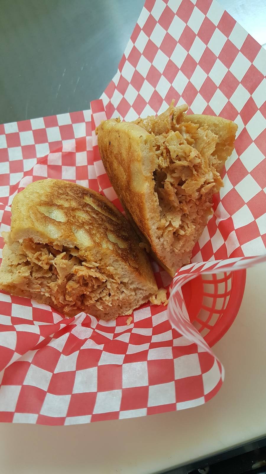 Touch of Italy | restaurant | 80 W Market St, Hallam, PA 17406, USA | 7176001811 OR +1 717-600-1811