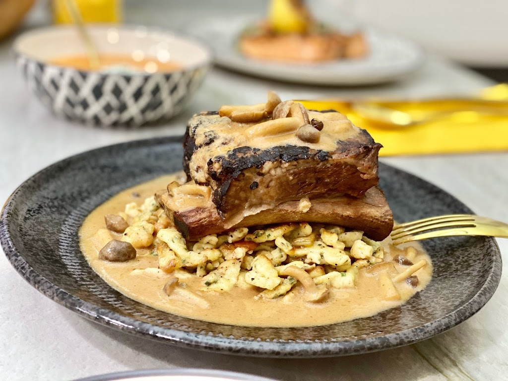 Fork and Knife | restaurant | 401 E 17th St A-2, Costa Mesa, CA 92627, USA | 9498770330 OR +1 949-877-0330