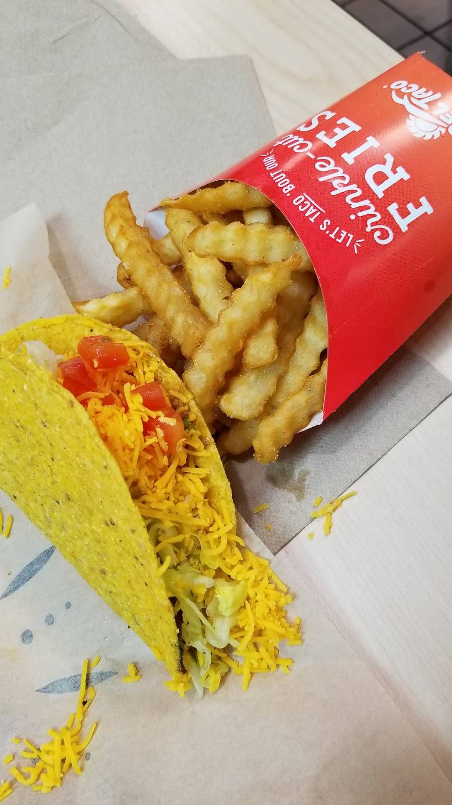 Del Taco | meal takeaway | 12207 Apple Valley Rd, Apple Valley, CA 92308, USA | 7609618629 OR +1 760-961-8629