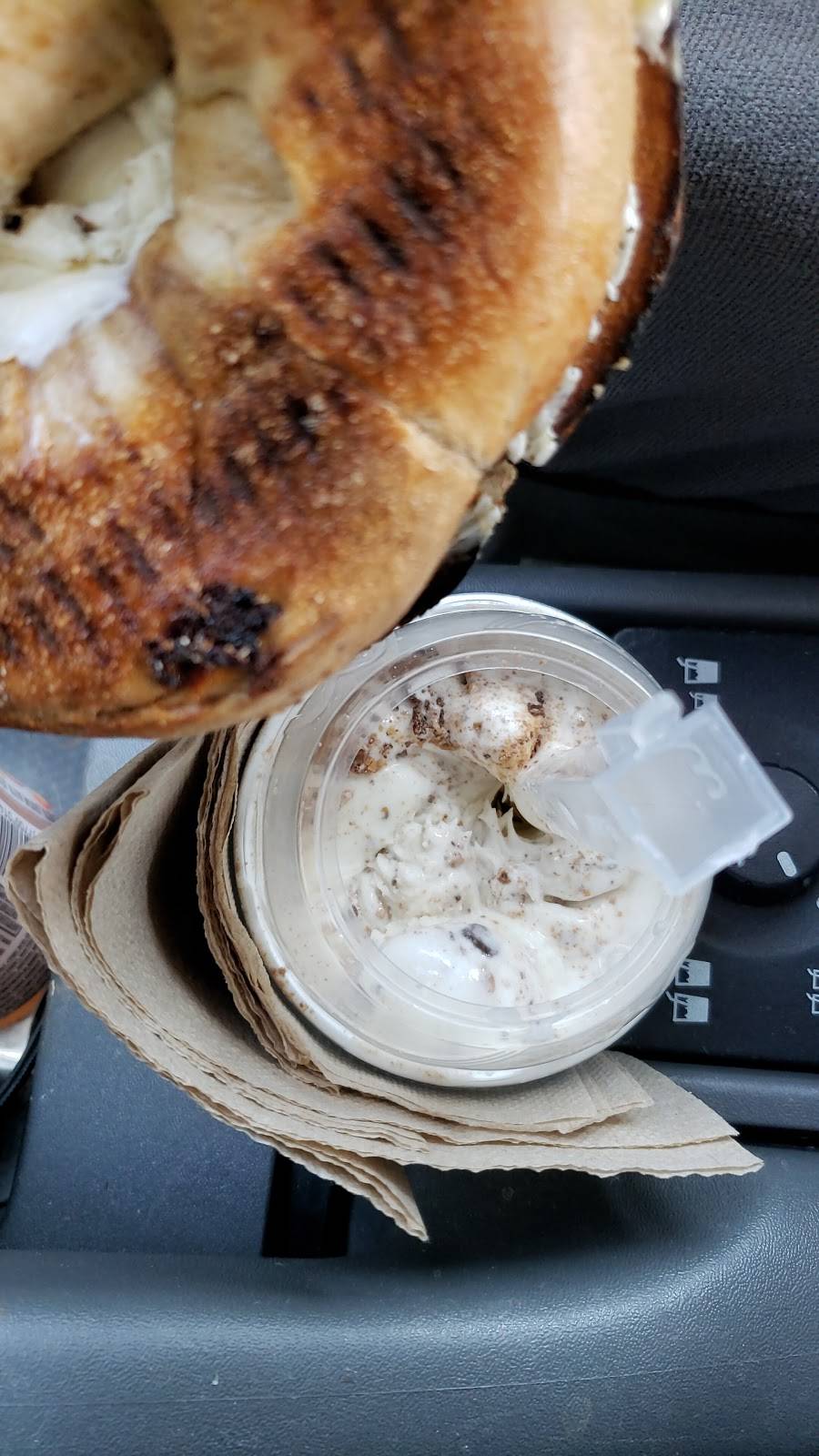 McDonalds | cafe | 6410 Millcreek Dr, Mississauga, ON L5N 3E7, Canada | 9058260065 OR +1 905-826-0065