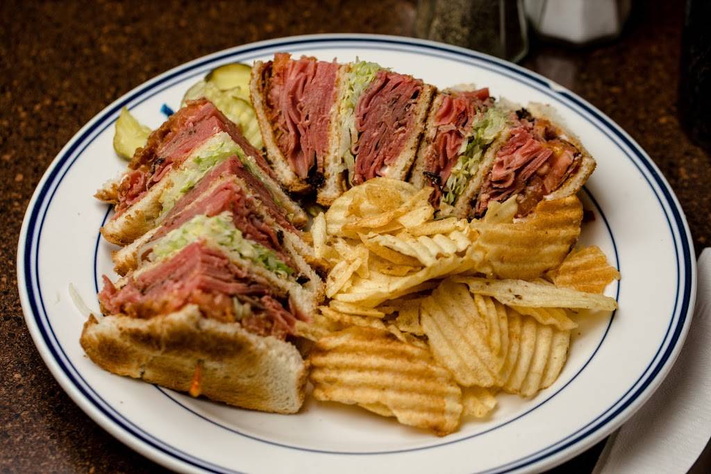 Papa Ts | restaurant | 64 Merrow Rd, Tolland, CT 06084, USA | 8608752048 OR +1 860-875-2048