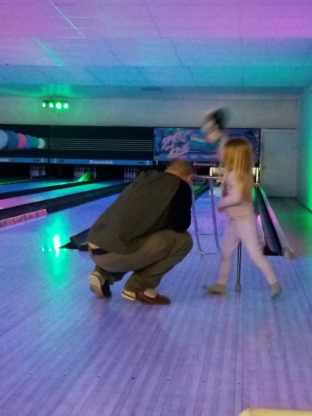 The Lanes | restaurant | 1127 4th Ave S, Park Falls, WI 54552, USA | 7157623237 OR +1 715-762-3237