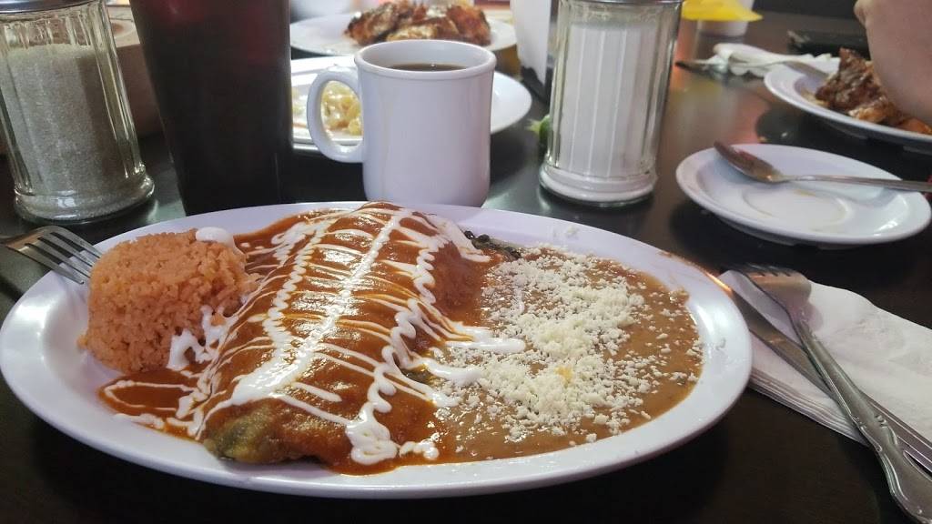 Pollo Asil | restaurant | Primo Tapia, Baja California, Mexico | 016616141414 OR +52 661 614 1414