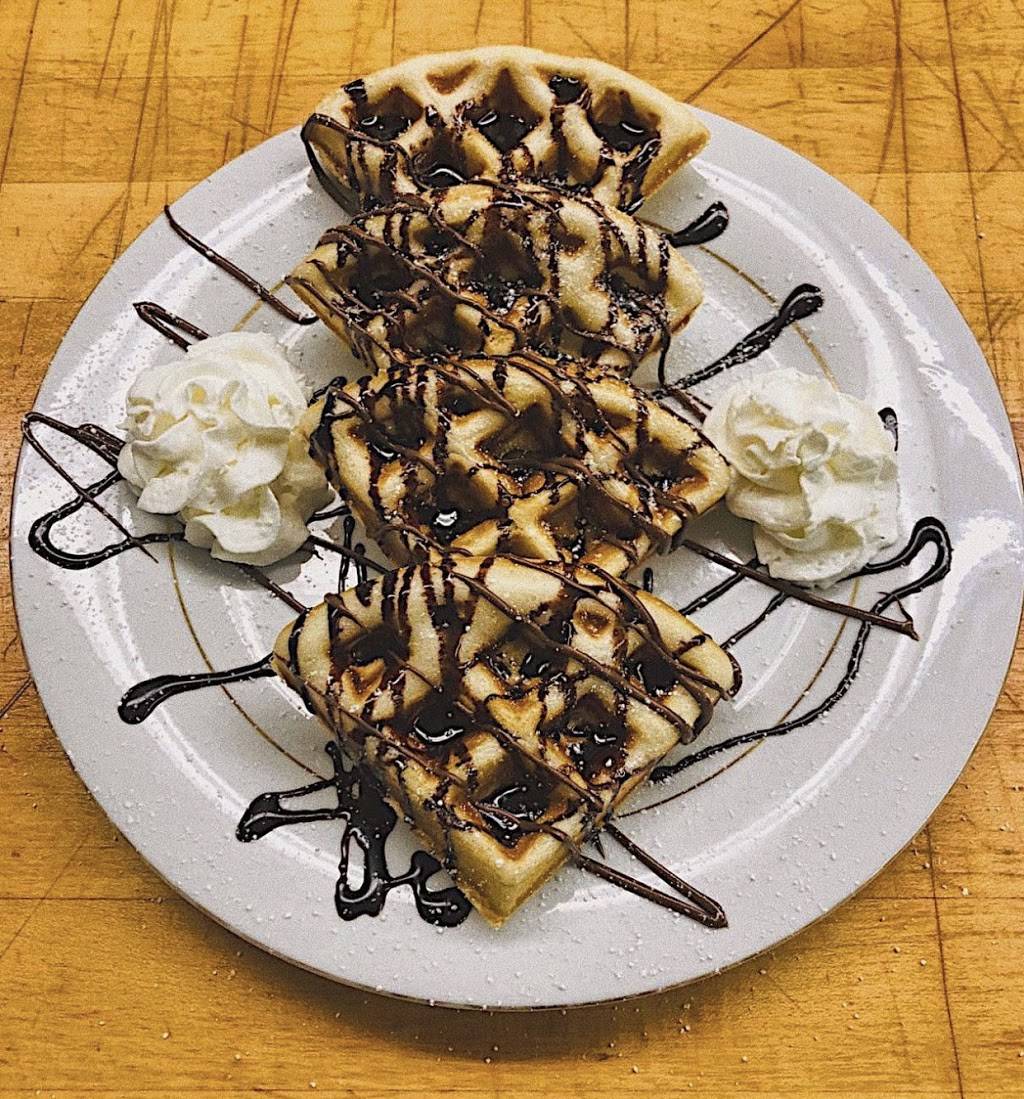 Oliver’s Café | restaurant | 681 Central St, Leominster, MA 01453, USA | 9787284156 OR +1 978-728-4156