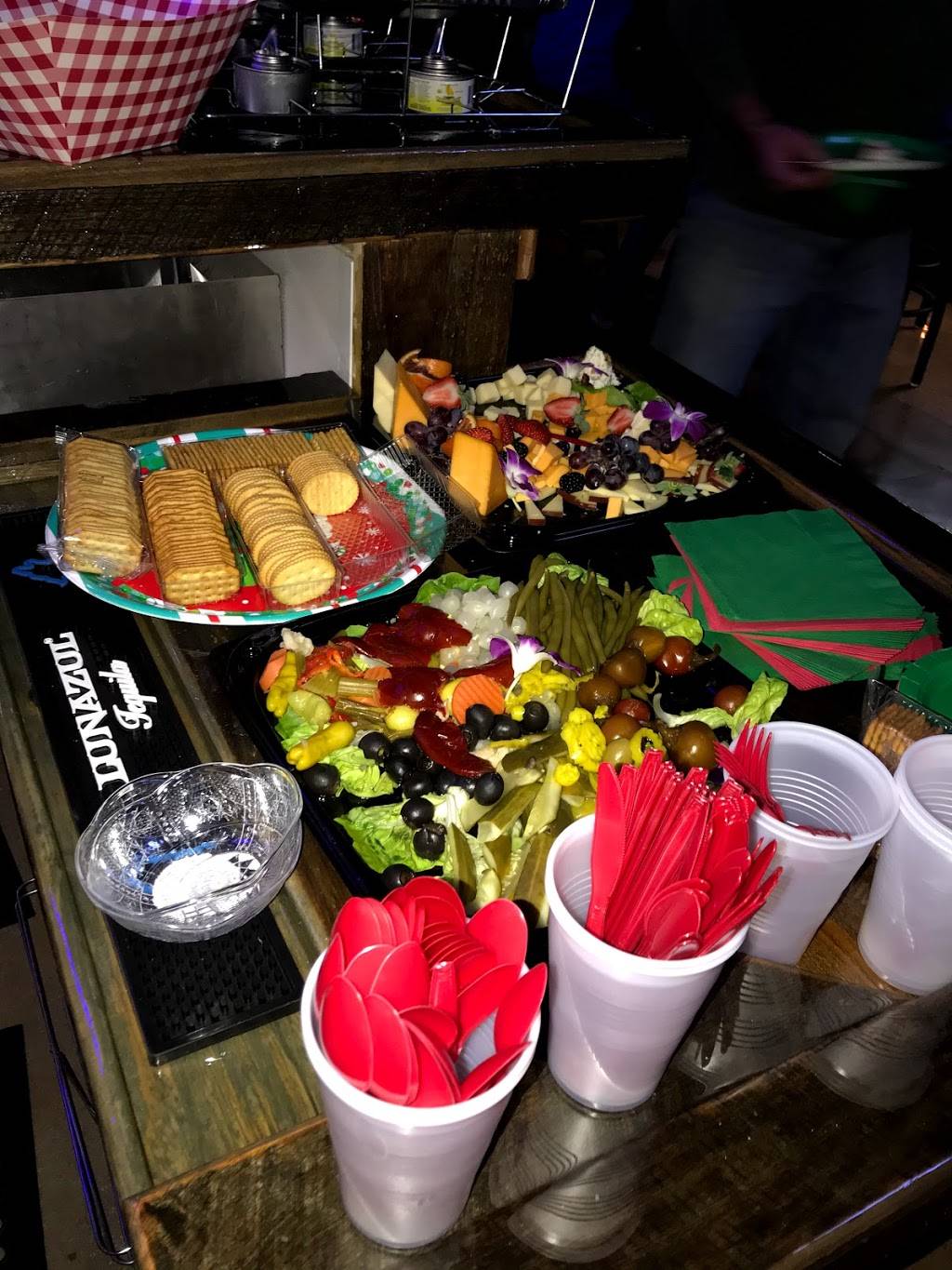 Paddywagon Irish Pub Lake Buena Vista | restaurant | 8536 Palm Pkwy, Orlando, FL 32836, USA | 4077787020 OR +1 407-778-7020