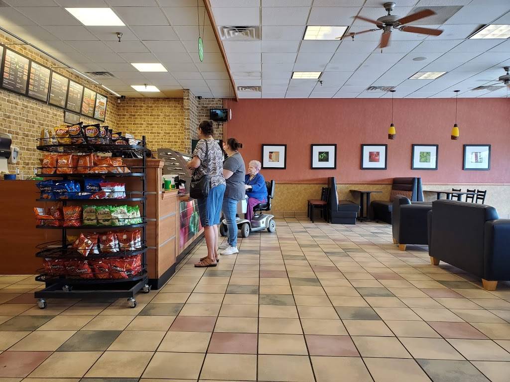 Subway | meal takeaway | 13507 South Murlen Road Store #122, Olathe, KS 66062, USA | 9133900110 OR +1 913-390-0110