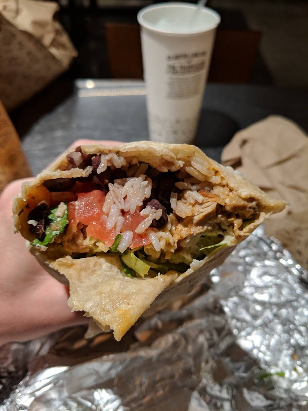 Chipotle Mexican Grill | restaurant | 8061 Dani Dr Ste 140, Fort Myers, FL 33966, USA | 2392754076 OR +1 239-275-4076