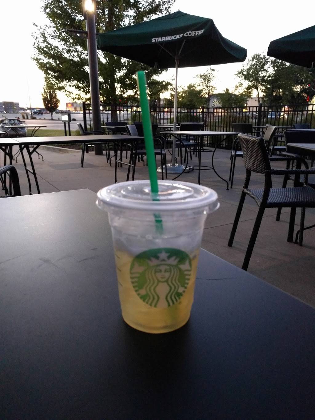 Starbucks | cafe | 7501 North Grand Prairie Drive, Peoria, IL 61615, USA | 3096910885 OR +1 309-691-0885