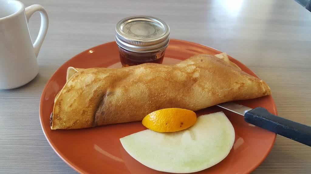 Au Blanc DOeuf | restaurant | 1903 Boulevard René-Laennec, Laval, QC H7M 5E2, Canada | 4506623131 OR +1 450-662-3131