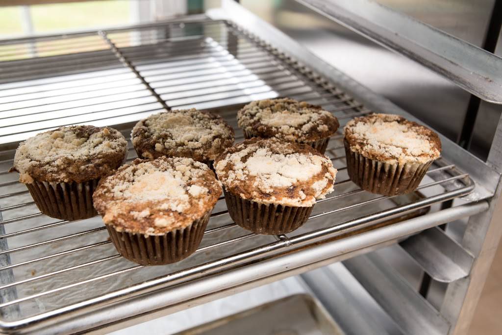 Lynettes Church Street Bake Shoppe | restaurant | 100 N Church St, Salado, TX 76571, USA | 2549474006 OR +1 254-947-4006