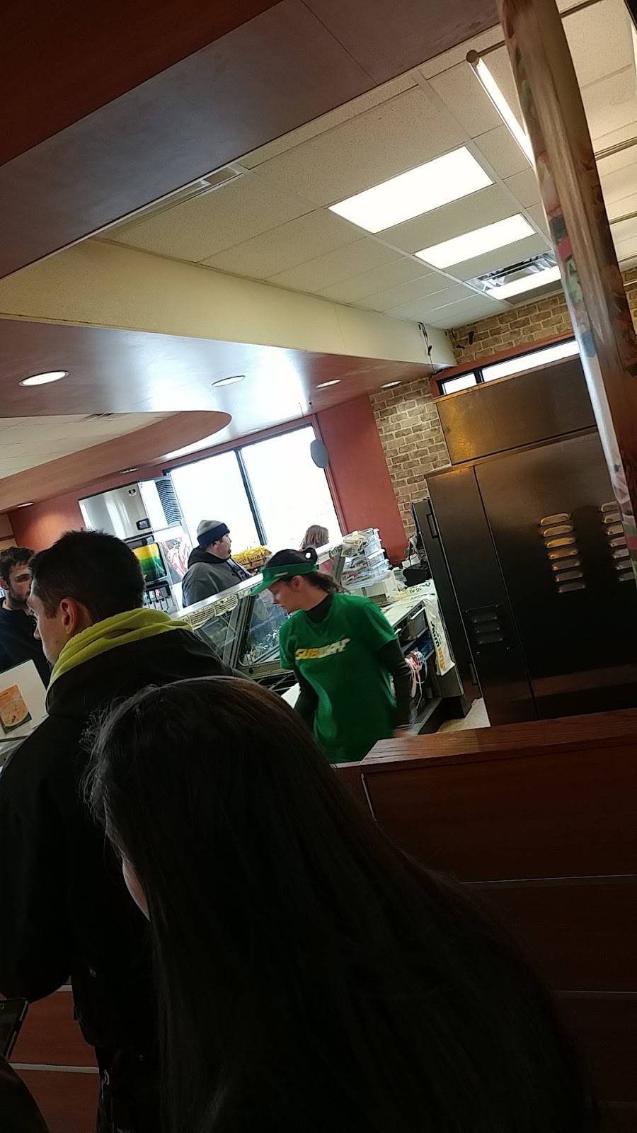 Subway | restaurant | 184-186 N Genesee St, Utica, NY 13502, USA | 3157330066 OR +1 315-733-0066