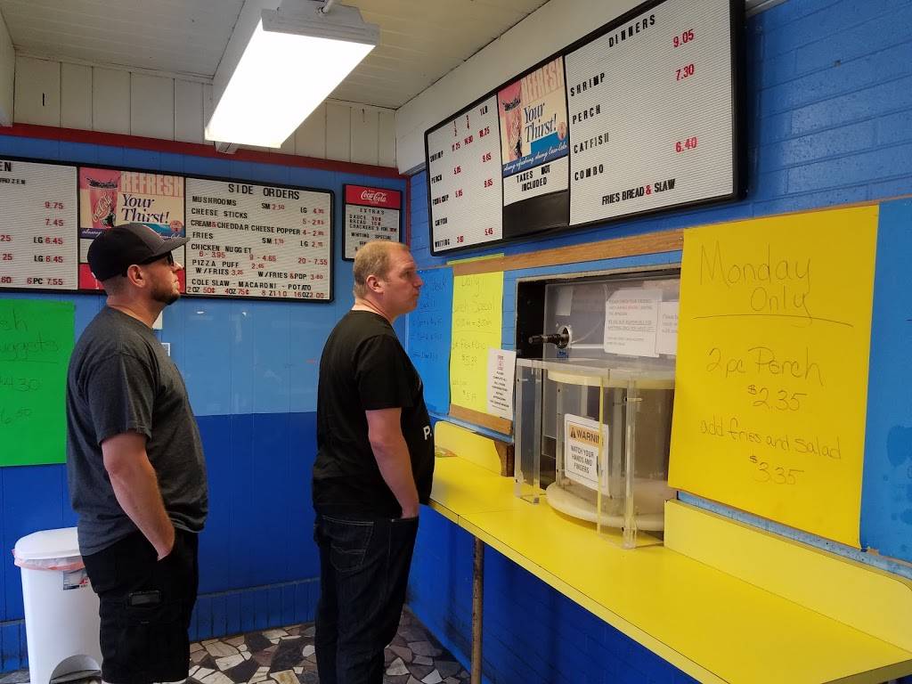 Rays Shrimp House | restaurant | 3770 Grant St, Gary, IN 46408, USA | 2198845707 OR +1 219-884-5707