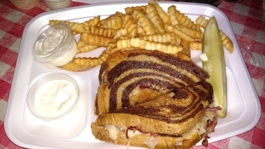 The Pub | restaurant | 570 S Gary Ave, Carol Stream, IL 60188, USA | 6306537038 OR +1 630-653-7038