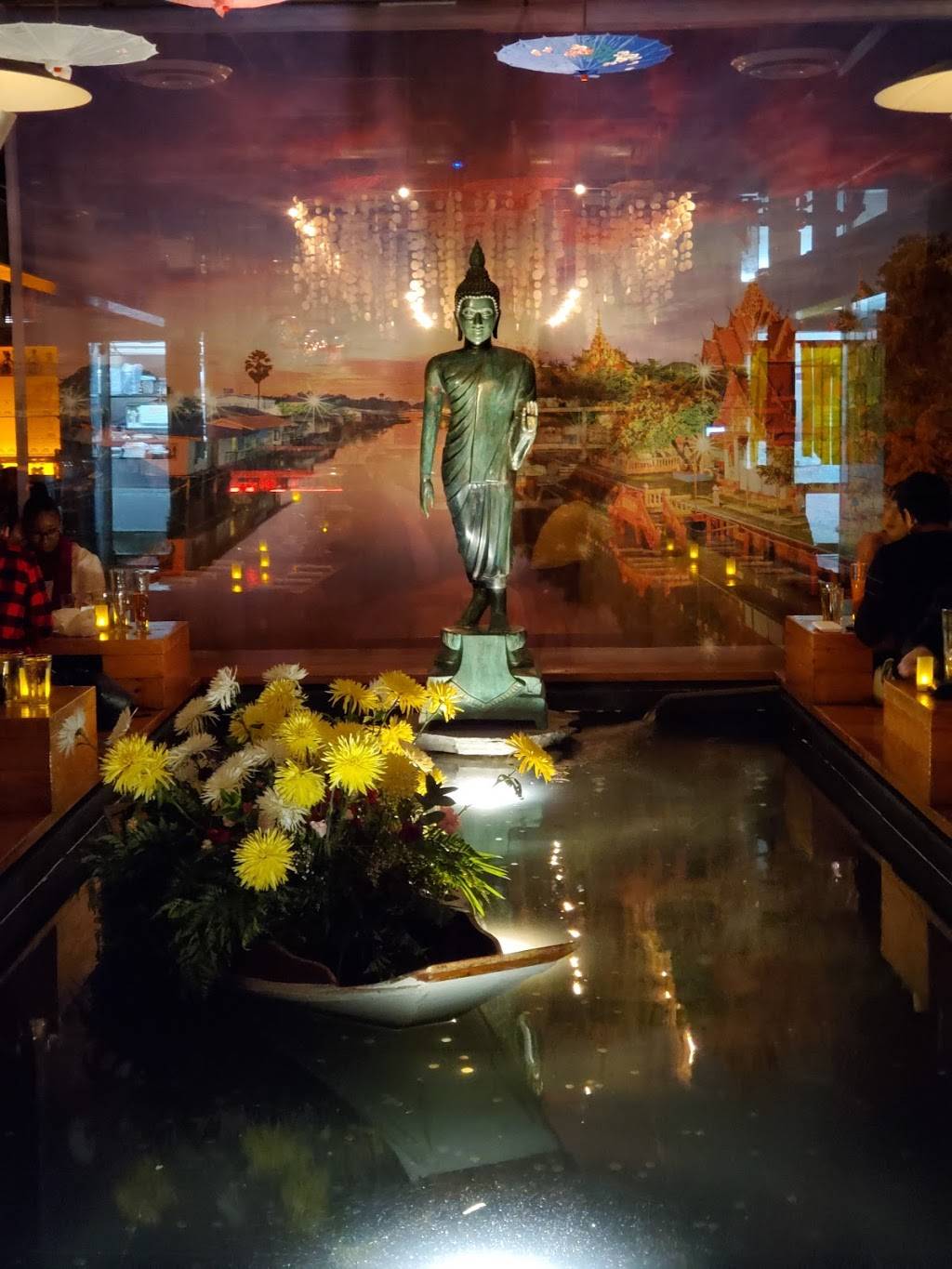 SEA | restaurant | 114 N 6th St, Brooklyn, NY 11249, USA | 7183848850 OR +1 718-384-8850