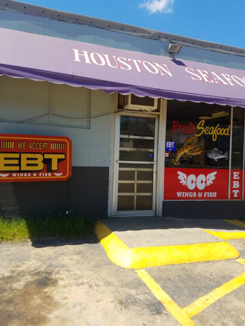 C C Wings & Fish | restaurant | 3011 Houston Ave, Macon, GA 31206, USA | 4782542630 OR +1 478-254-2630