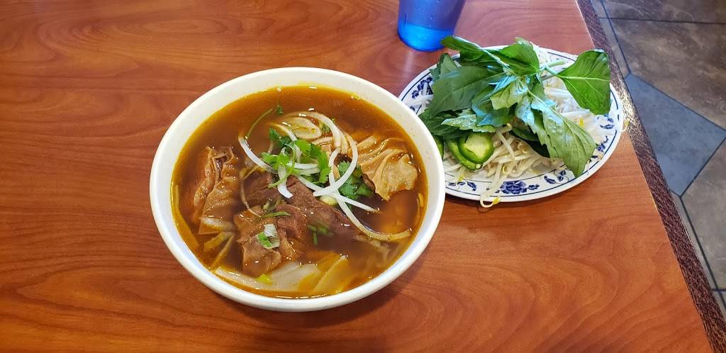 Kevins Noodle House | restaurant | 1833 Willow Pass Rd, Concord, CA 94520, USA | 9256772131 OR +1 925-677-2131