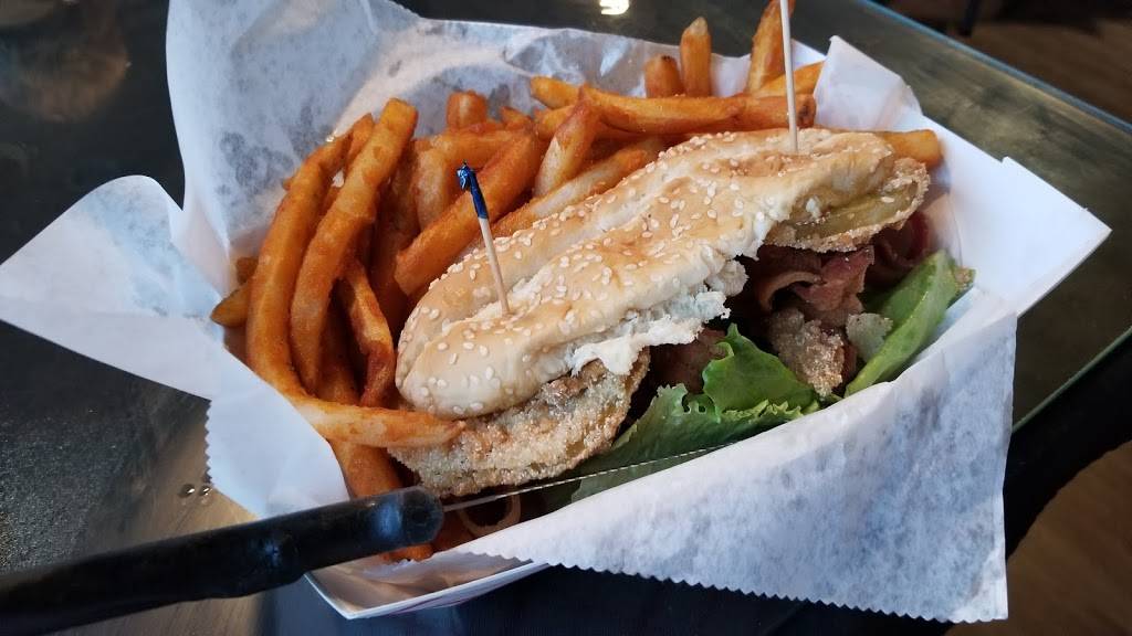 Hickory Pit | restaurant | 555 Main St, Savannah, TN 38372, USA | 7319252268 OR +1 731-925-2268