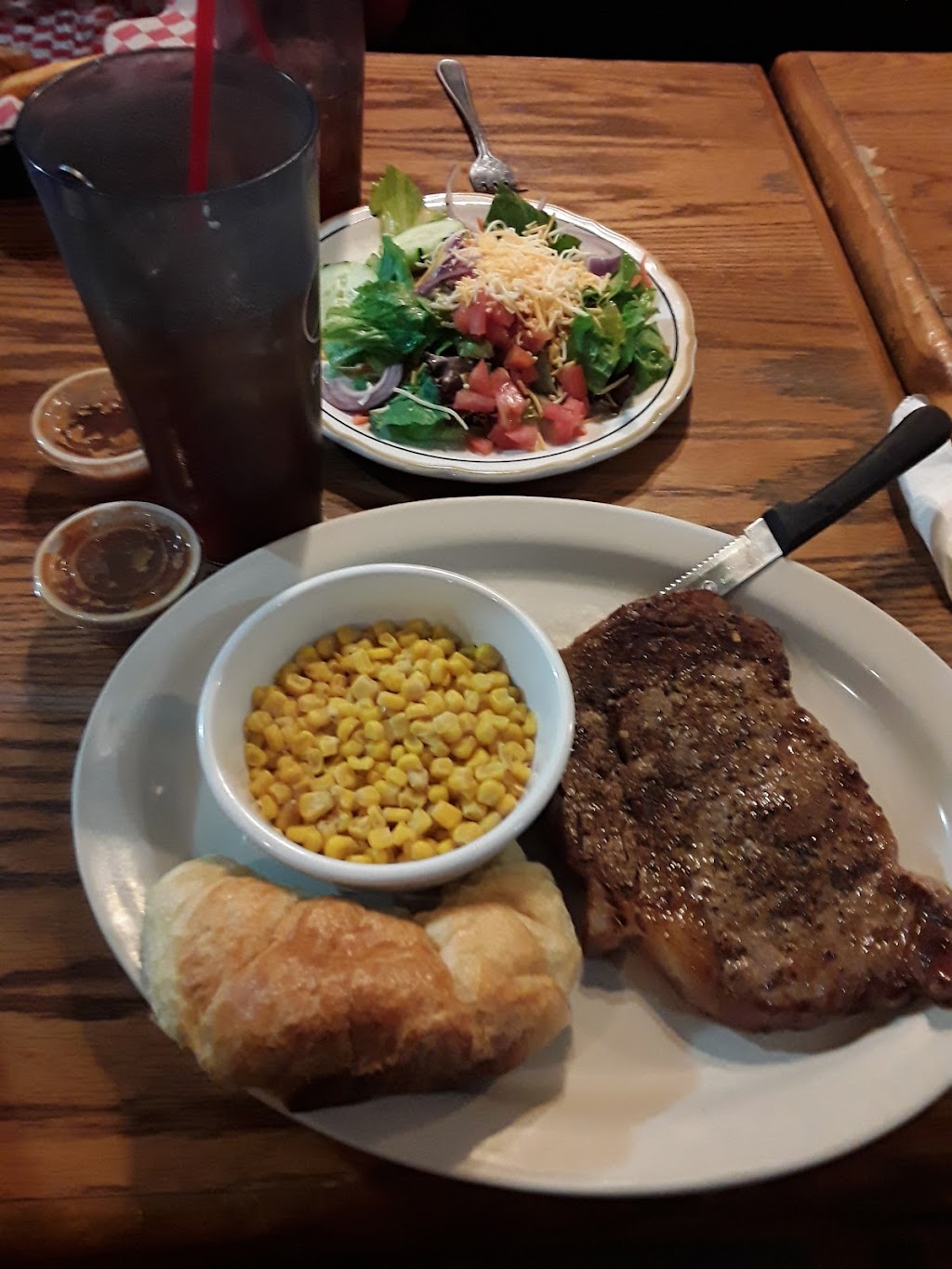 Carlitos Cafe | restaurant | 517 Main St, Woodward, OK 73801, USA | 5802542883 OR +1 580-254-2883