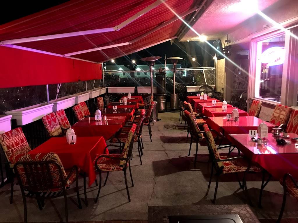 El Fishawy Cafe | restaurant | 303 El Camino Real, Tustin, CA 92780, USA | 7144862528 OR +1 714-486-2528