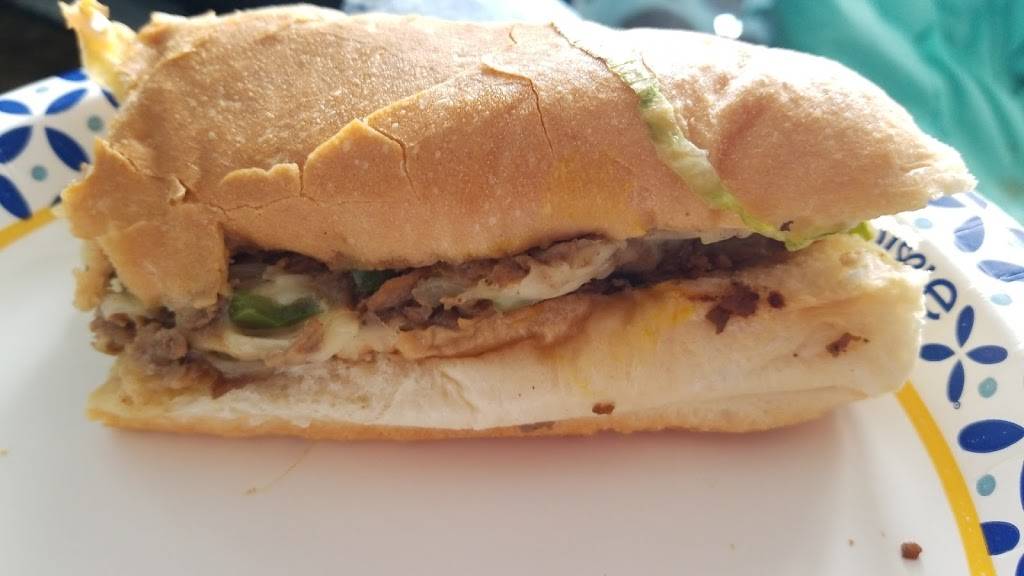 Daniels Cheesesteak House | restaurant | Winter Garden, FL 34787, USA | 4076541893 OR +1 407-654-1893