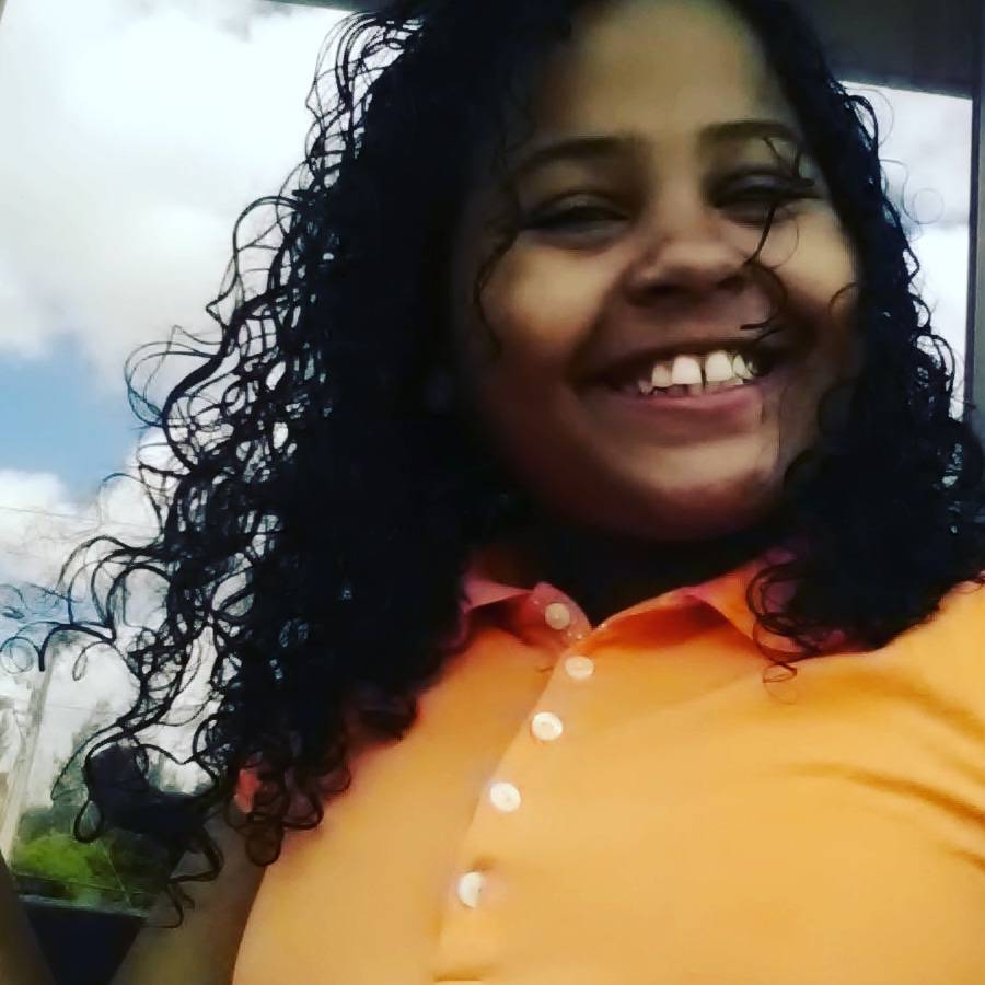 La Familia Bar Restaurant | restaurant | 2818 NW 22nd Ave, Miami, FL 33142, USA | 3056336556 OR +1 305-633-6556