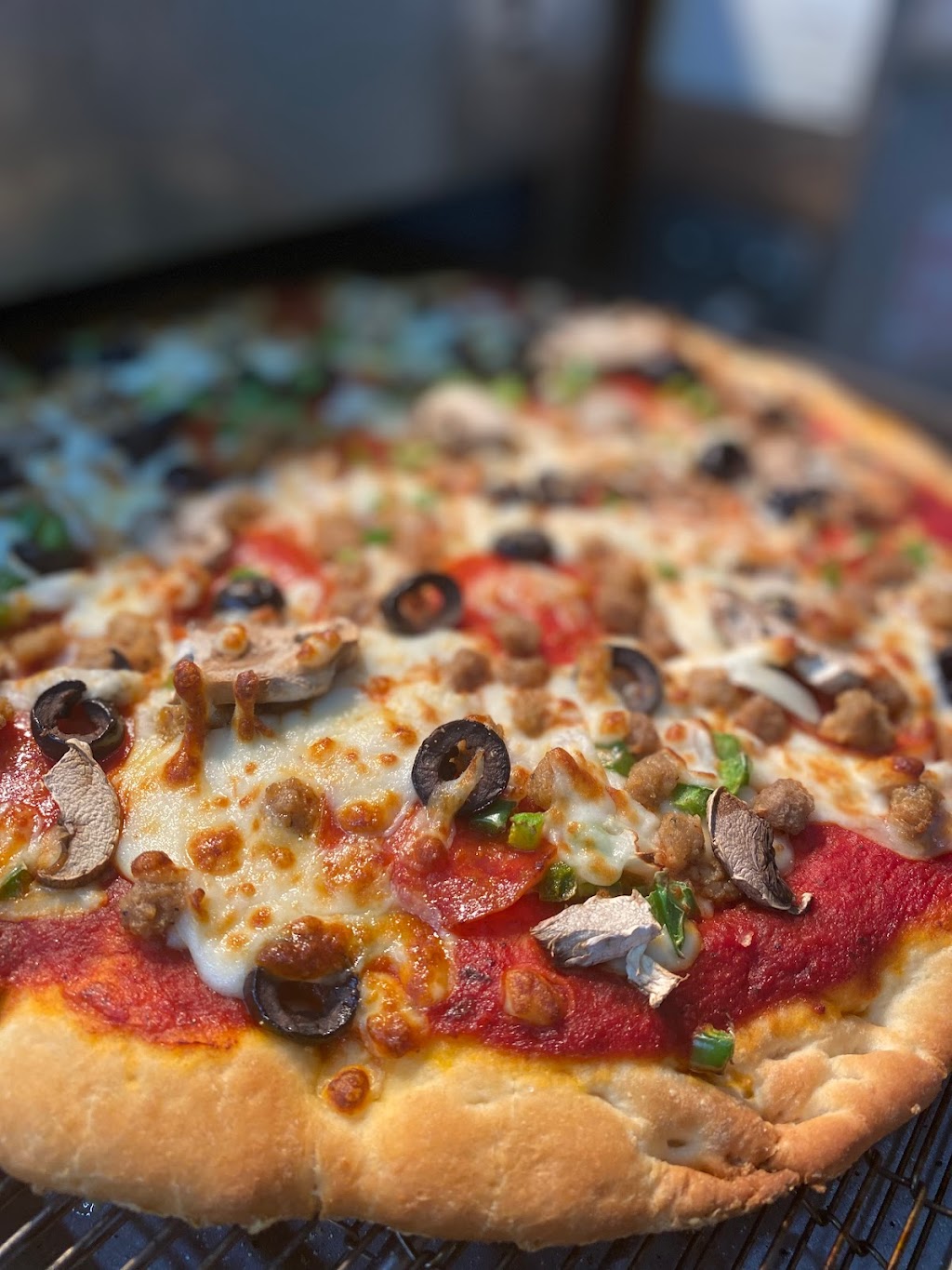 Rock Bottom BBQ | restaurant | 18600 Beaver Creek Rd, Roland, AR 72135, USA | 5013520197 OR +1 501-352-0197