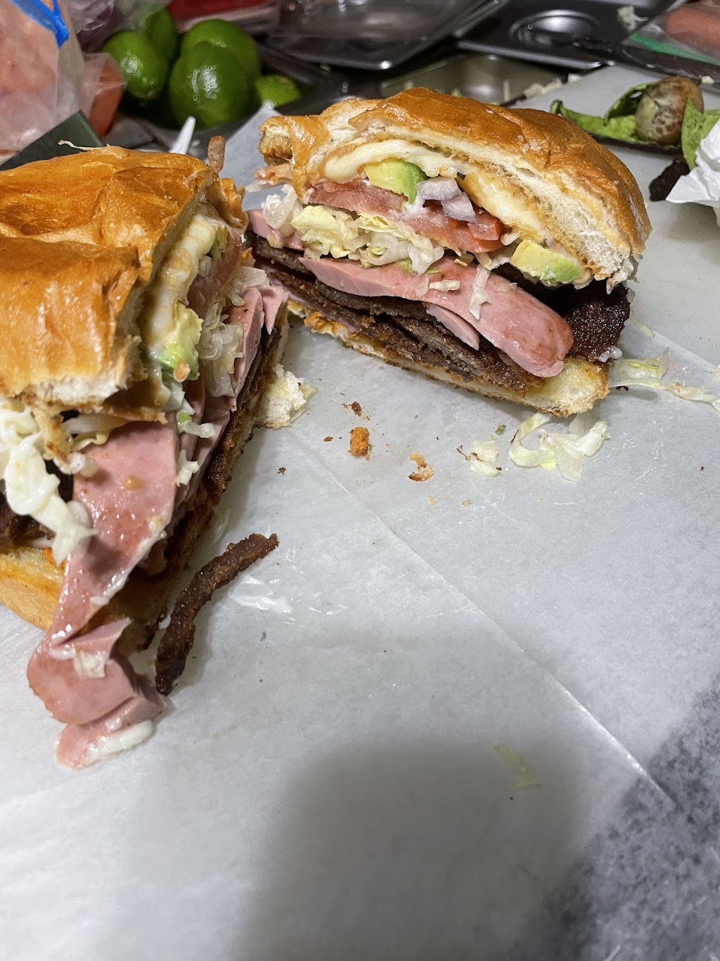 Tacos y tortas arroyo | restaurant | 2021 W Morris St, Indianapolis, IN 46221, USA | 3179993333 OR +1 317-999-3333