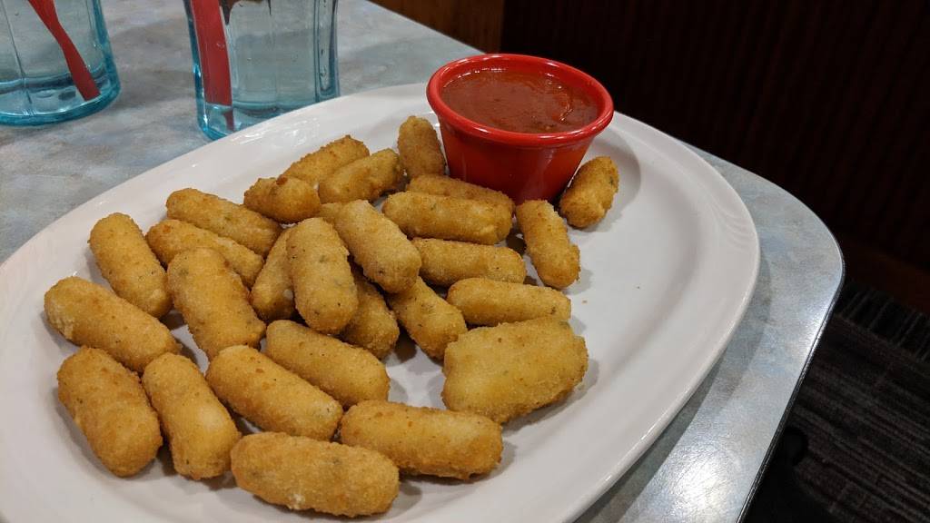 Friendlys | restaurant | 5331 Brandywine Pkwy, Wilmington, DE 19803, USA | 3024784975 OR +1 302-478-4975