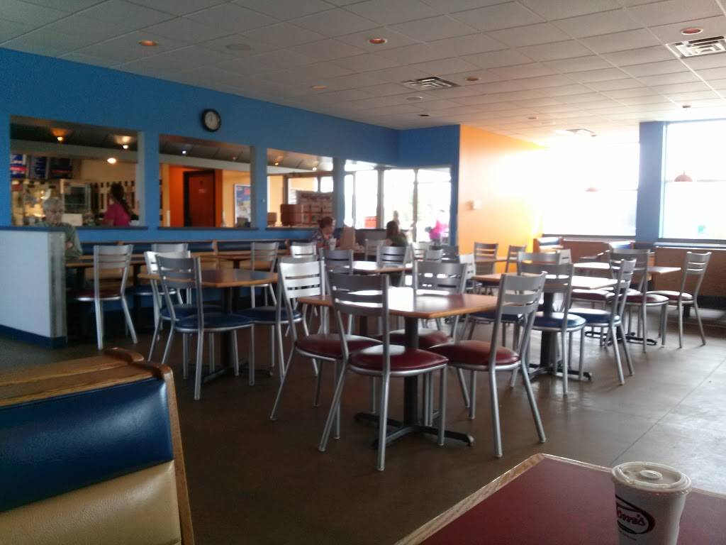 Toms Drive-In | restaurant | 1151 Wittmann Park Ln, Menasha, WI 54952, USA | 9207252729 OR +1 920-725-2729