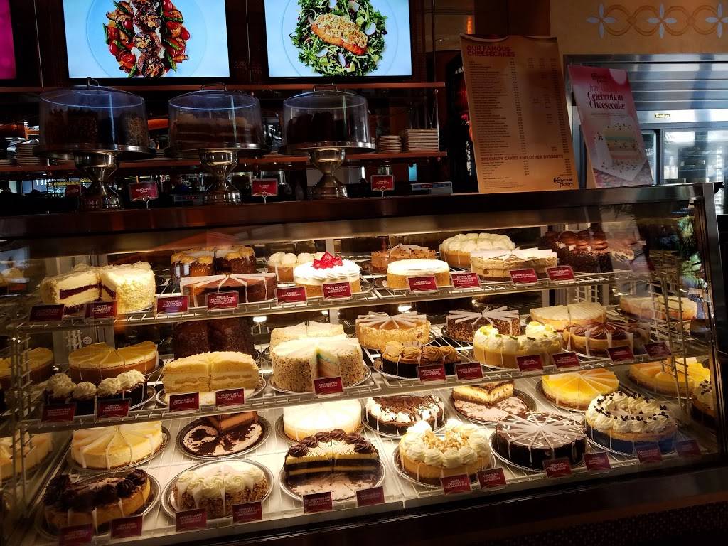 The Cheesecake Factory | restaurant | 24250 Town Center Dr #110, Valencia, CA 91355, USA | 6612861232 OR +1 661-286-1232