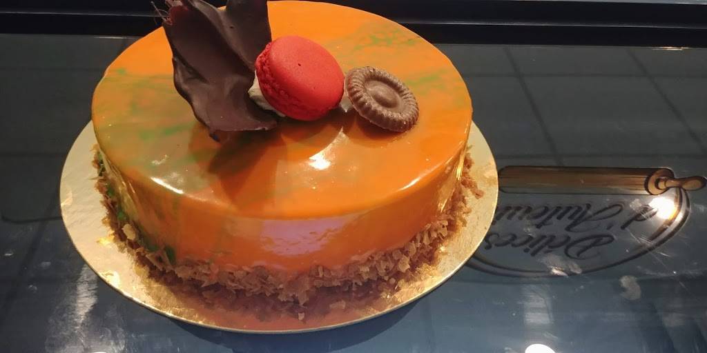 Patisserie Délices dAuteuill | restaurant | 4761 Boulevard des Laurentides, Laval, QC H7K 2Z6, Canada | 4506226000 OR +1 450-622-6000
